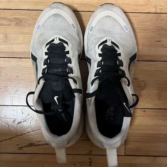 Nike React Escape rn - Picture 4 of 6